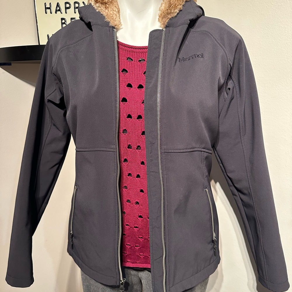 1/2 Price Sale (was$70) Marmot Women’s Black Waterproof Jacket w/Hood, Size M